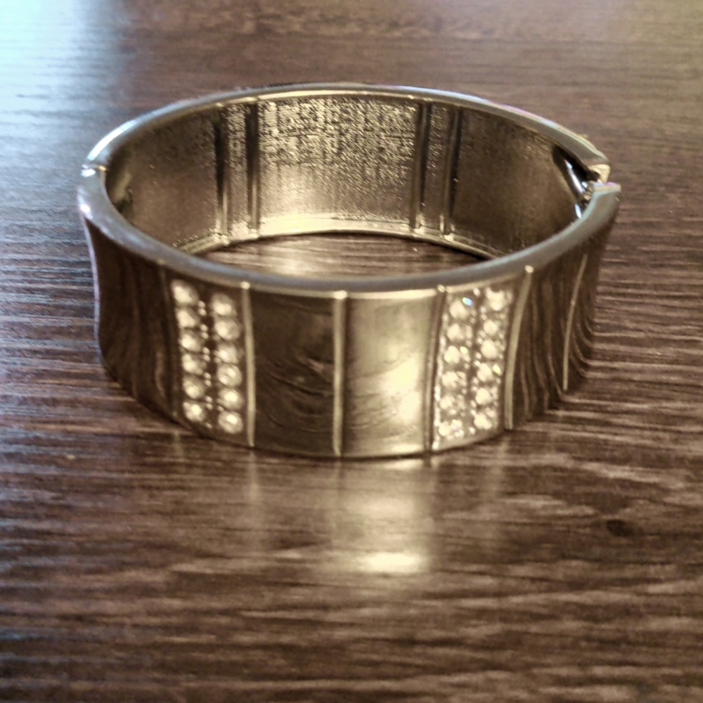Clasp Bracelet Silver with gold & rhinestones